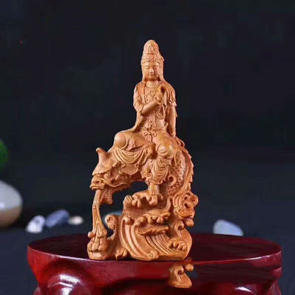 Thuja Avalokitesvara Carving Ornament