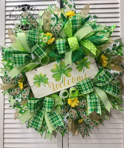 Festival Scene Wreath Decorations